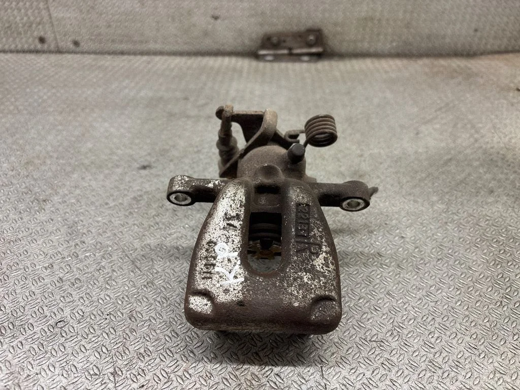 Rear brake caliper – Smart ForFour I (2004-2006)