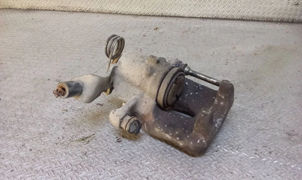 Tagumine pidurisadul – Fiat Croma (2006-2016)
