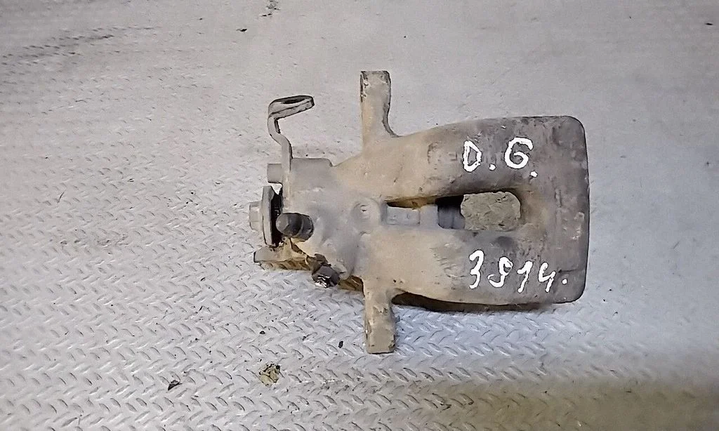 Rear brake caliper – Renault Clio IV (2012-2019)