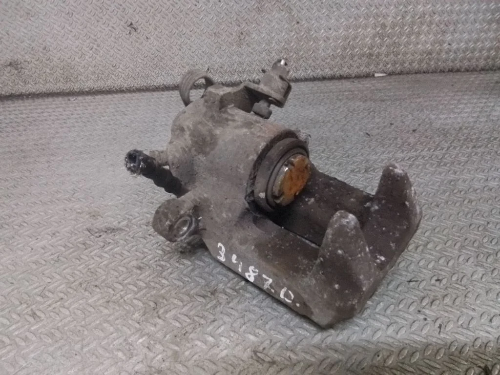 Zacisk hamulcowy tylny – Seat Ibiza II (6k) (1999-2002)