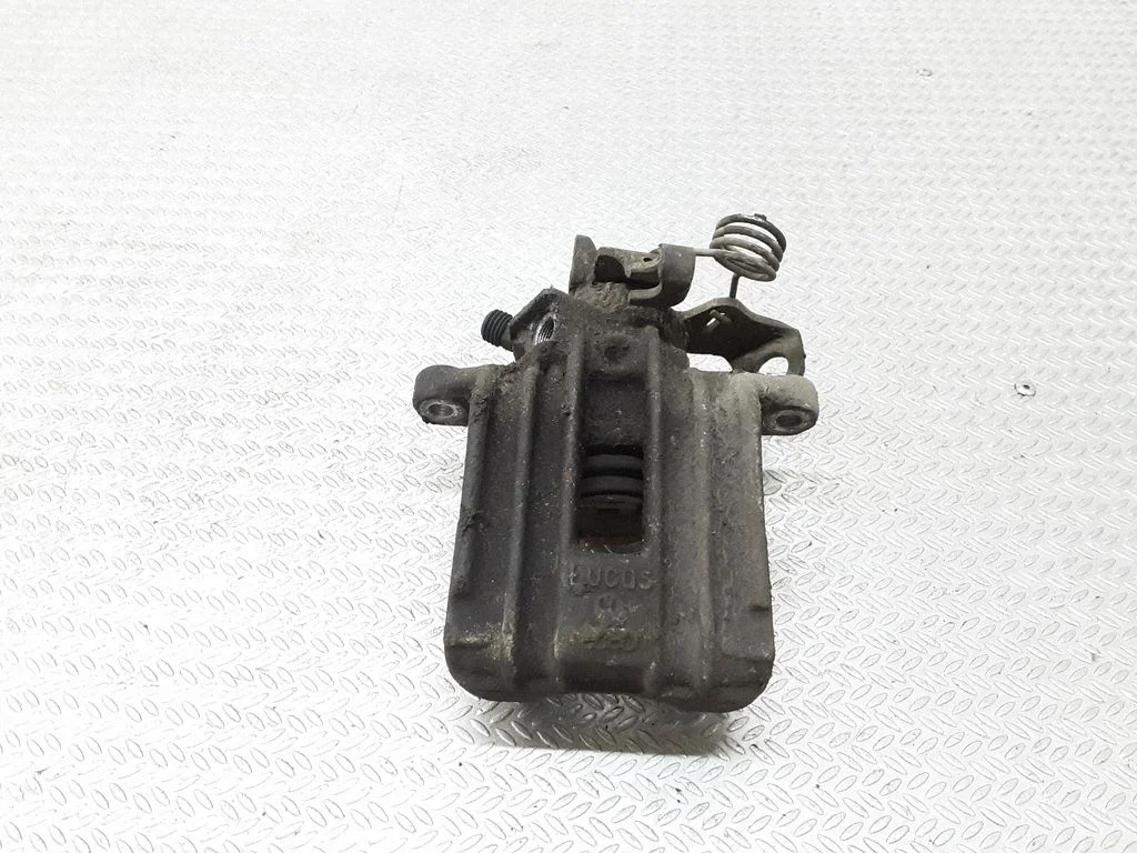 Rear brake caliper – Skoda Fabia Mk2 (5J) (2007-2014)