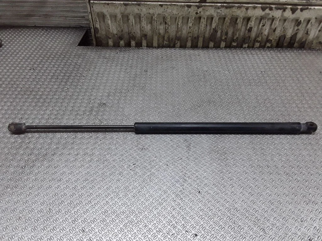 Tailgate/trunk strut/damper 817801F010