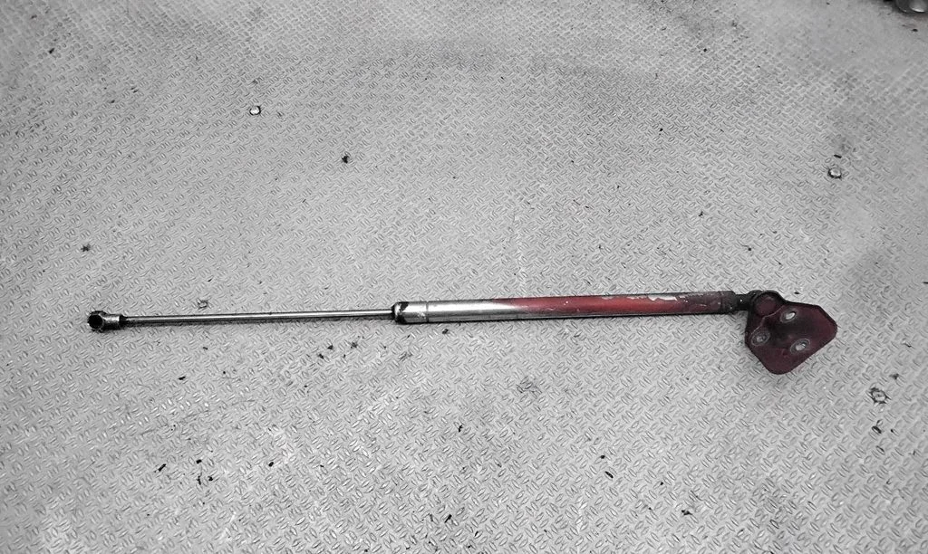Tailgate/trunk strut/damper – Volkswagen Lupo (1998-2005)