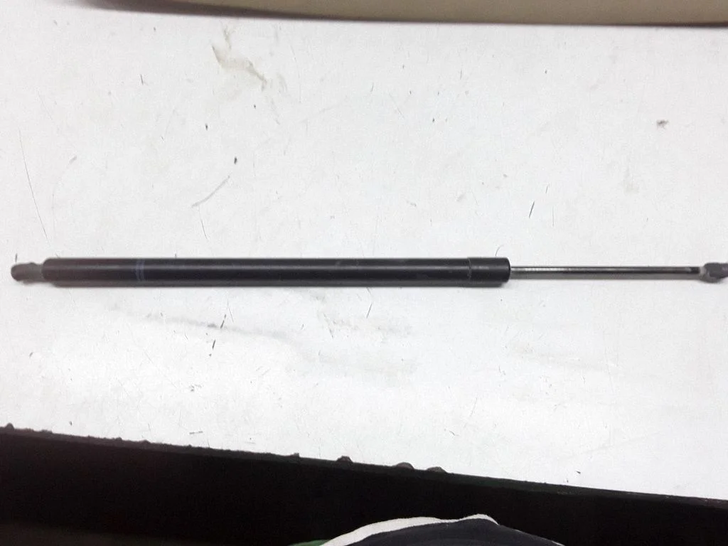 Tailgate/trunk strut/damper – Volkswagen Multivan T5 (2003-2015)