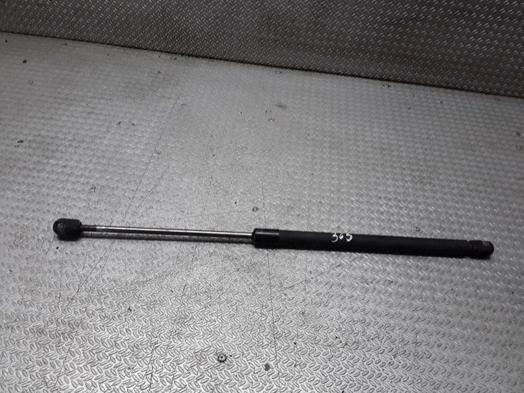 Tailgate/trunk strut/damper – Nissan Micra (2003-2007)