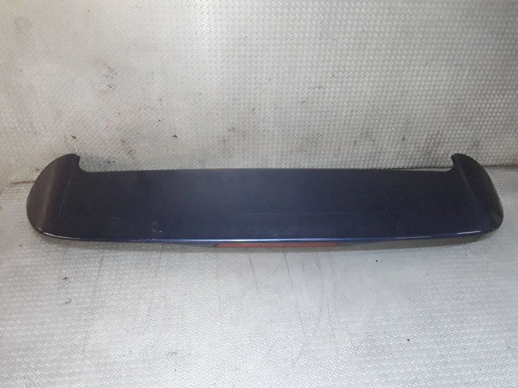 Aizmugurējā stikla spoilers – Toyota Previa (XR30, XR40) II (2000-2006)