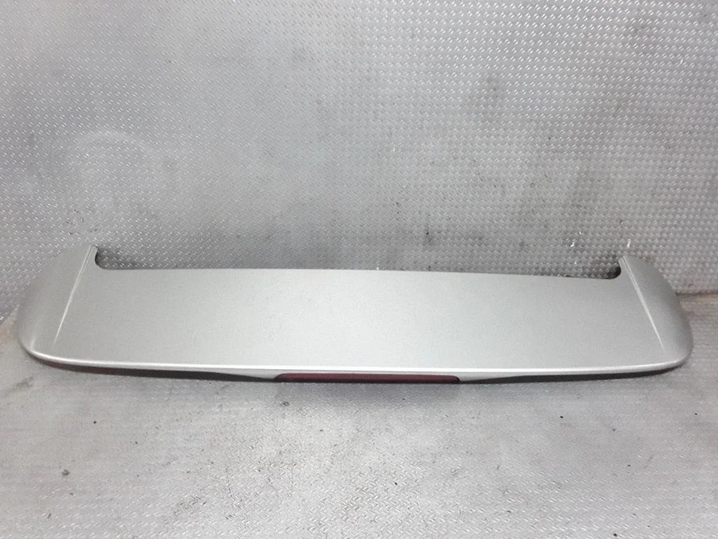 Aizmugurējā stikla spoilers – Toyota Previa (XR30, XR40) II (2000-2006)