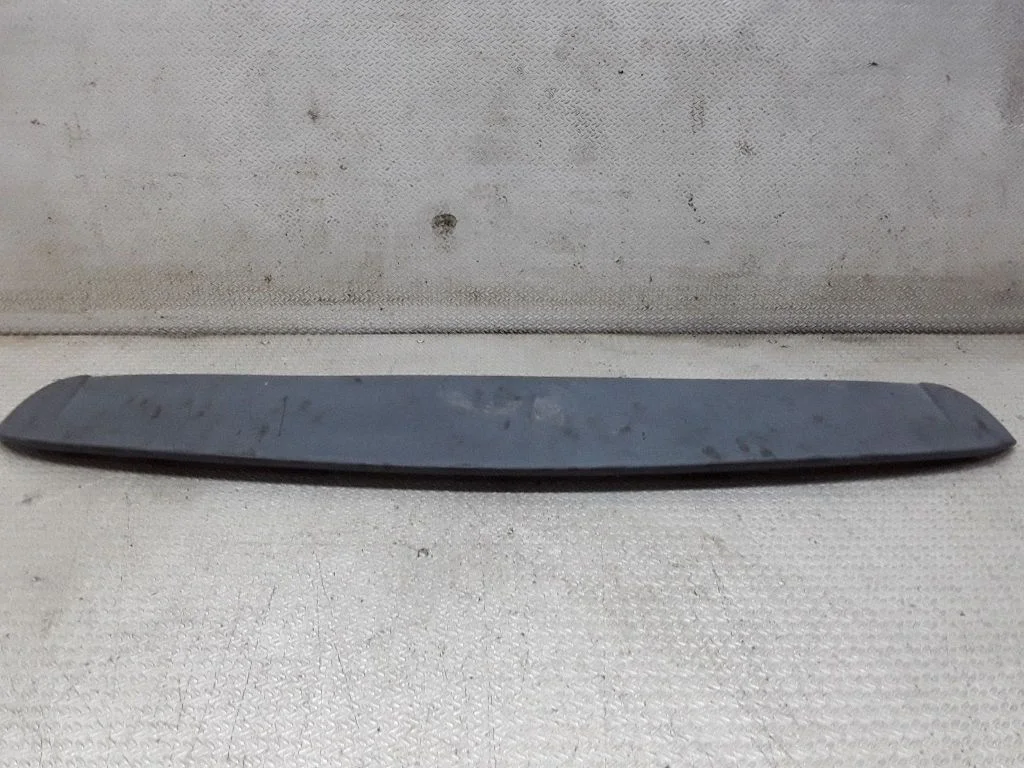 Tagaklaasi spoiler – Citroen C4 I (2004-2010)