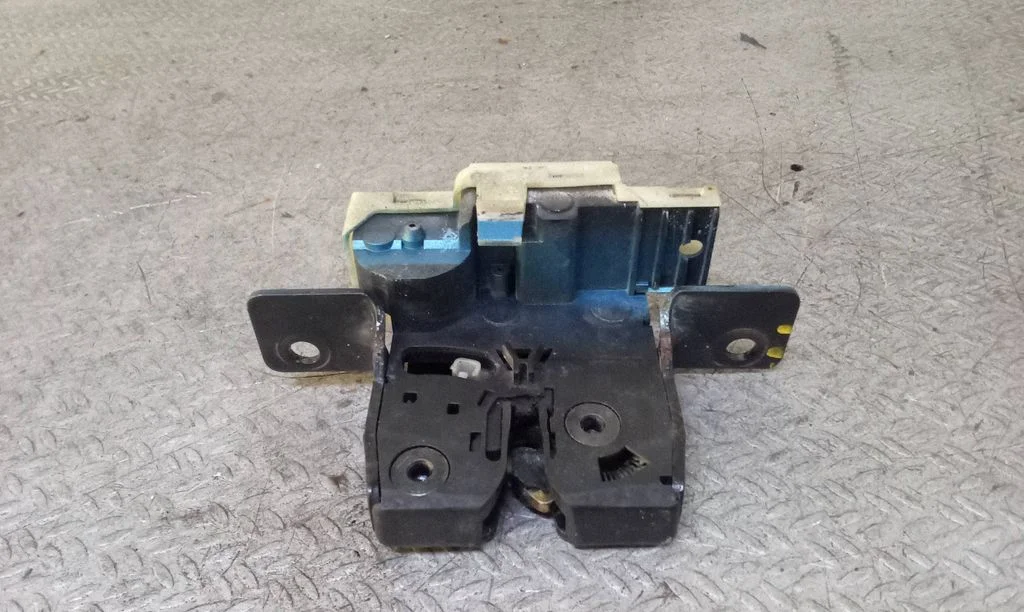 Tailgate/trunk/boot lock/catch/latch – Renault Modus (2004-2007)