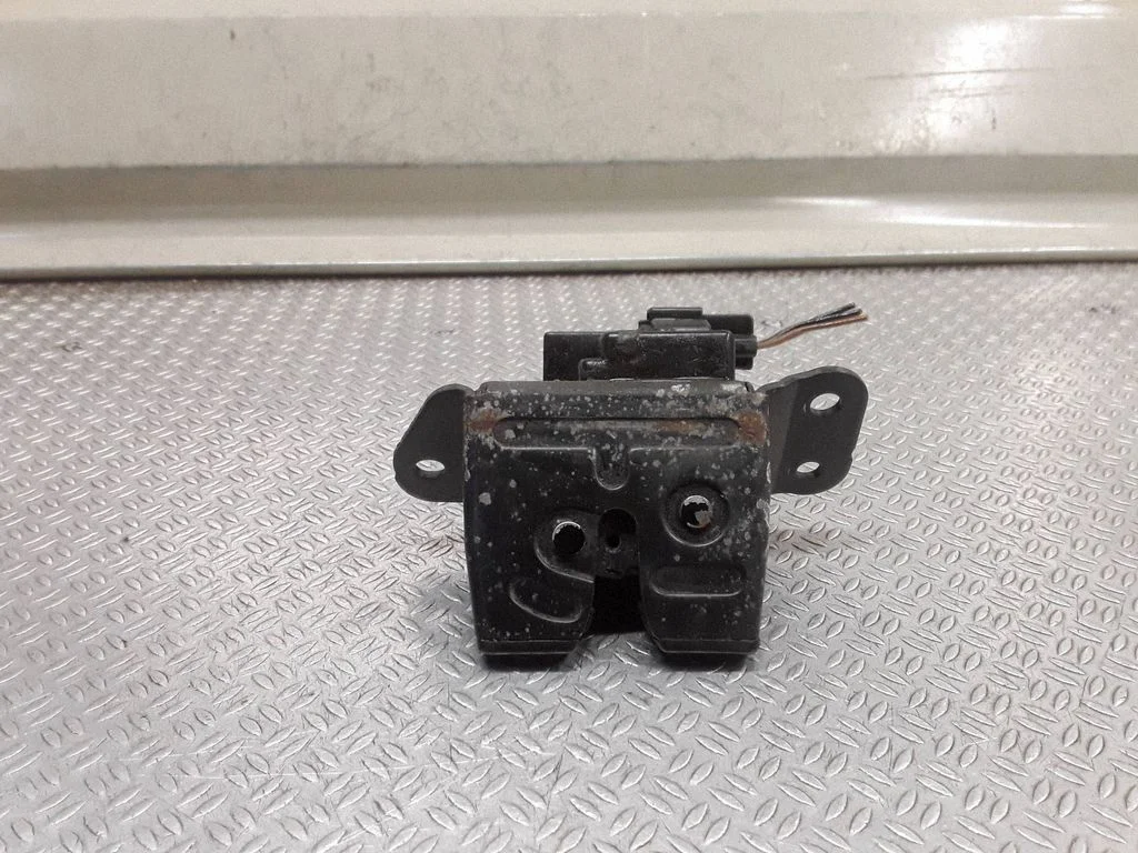 Tailgate/trunk/boot lock/catch/latch – Hyundai i30 (2007-2012)
