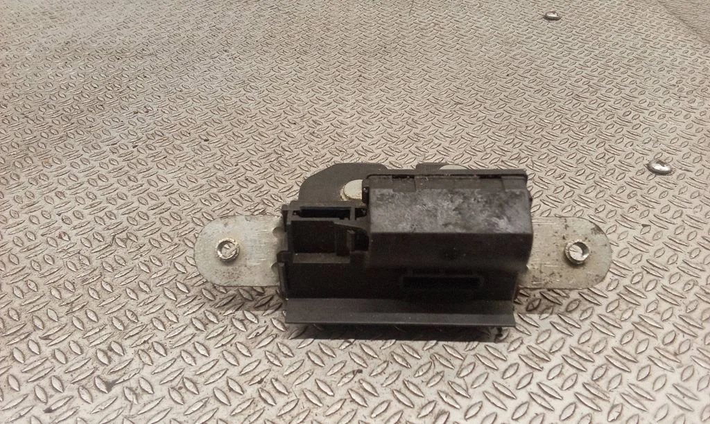 Tailgate/trunk/boot lock/catch/latch – Fiat Bravo (2007-2014)