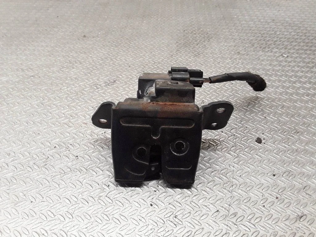 Tailgate/trunk/boot lock/catch/latch – Hyundai i30 (2007-2012)
