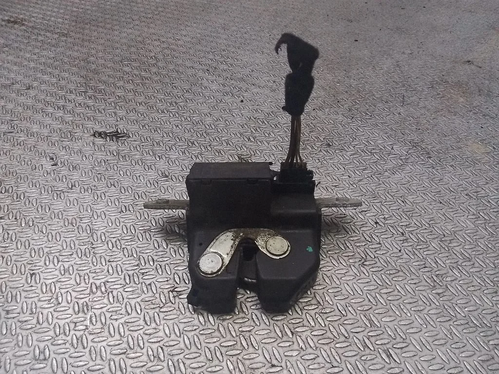 Tailgate/trunk/boot lock/catch/latch 55701971 – Fiat Punto (199) (2005-2018)