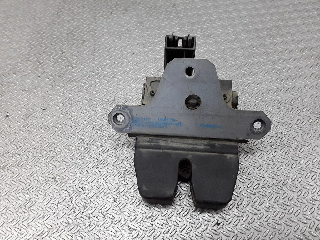 Aizmugurējā vāka slēdzene – Ford S-MAX (2006-2015)