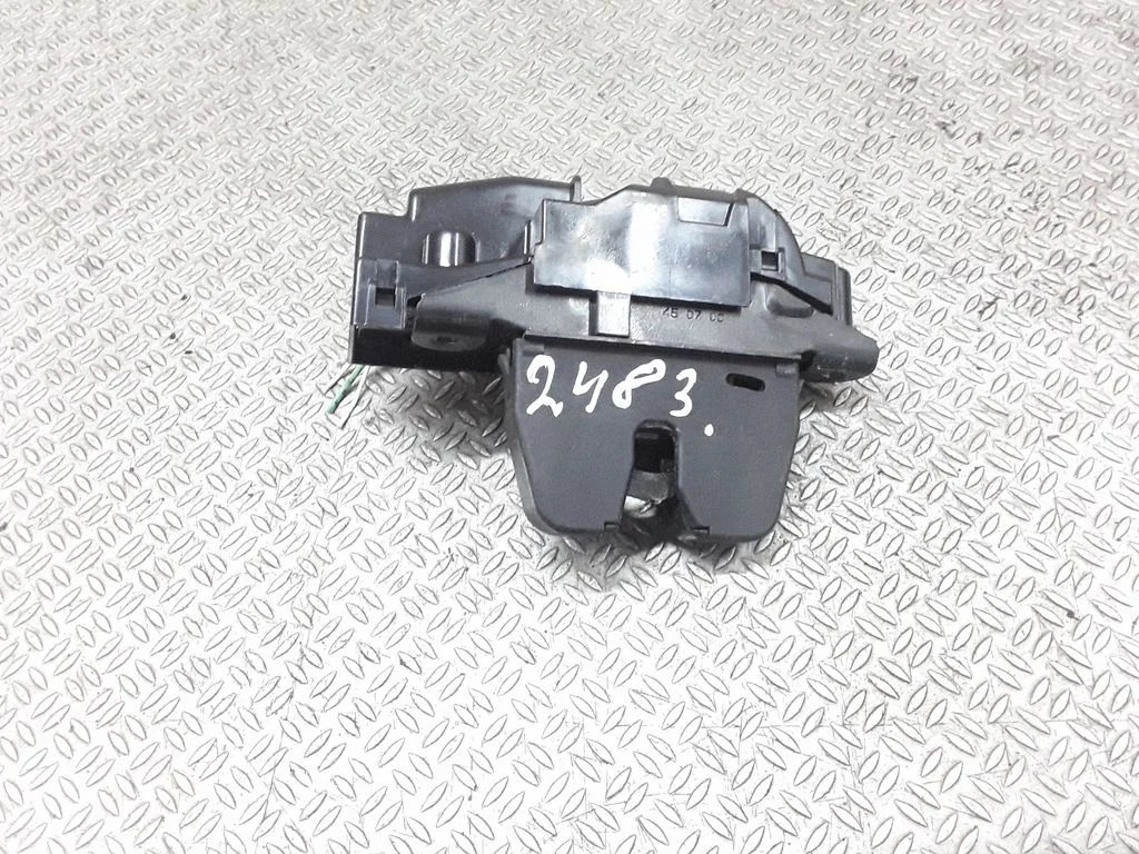 Tailgate/trunk/boot lock/catch/latch – Peugeot 308 (2007-2013)