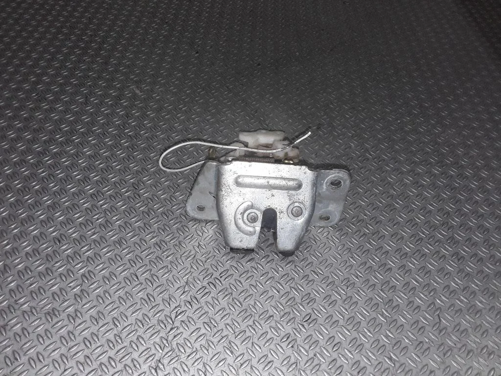 Tailgate/trunk/boot lock/catch/latch – Mitsubishi Lancer (2003-2007)