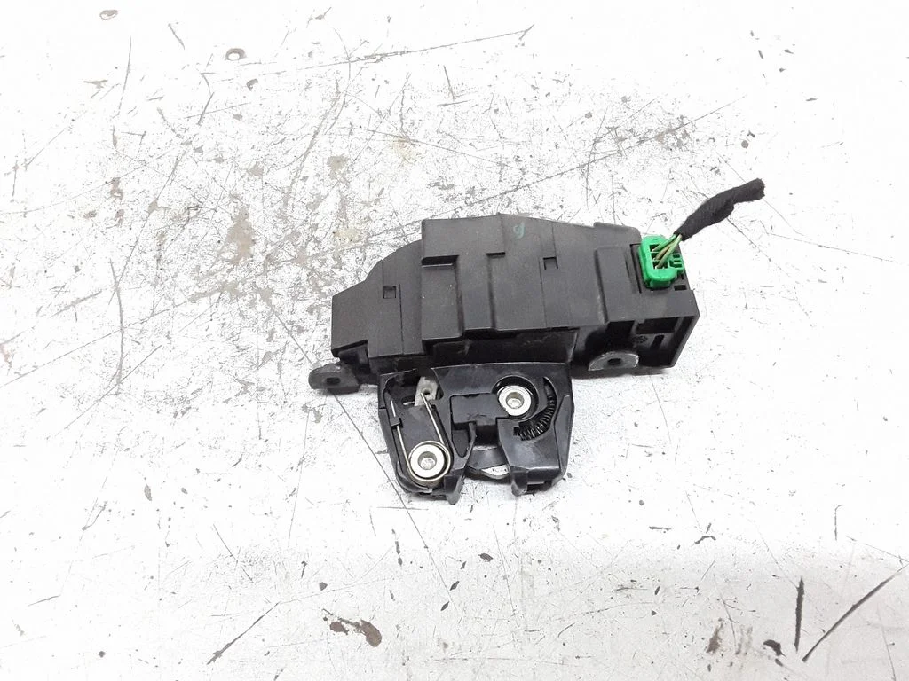 Tailgate/trunk/boot lock/catch/latch – Peugeot 207 (2006-2013)