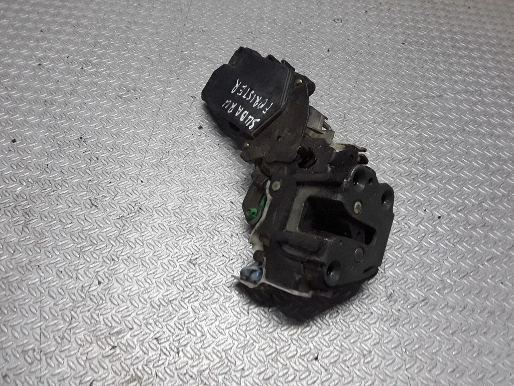 Tailgate/trunk/boot lock/catch/latch – Subaru Forester SF (1998-2000)