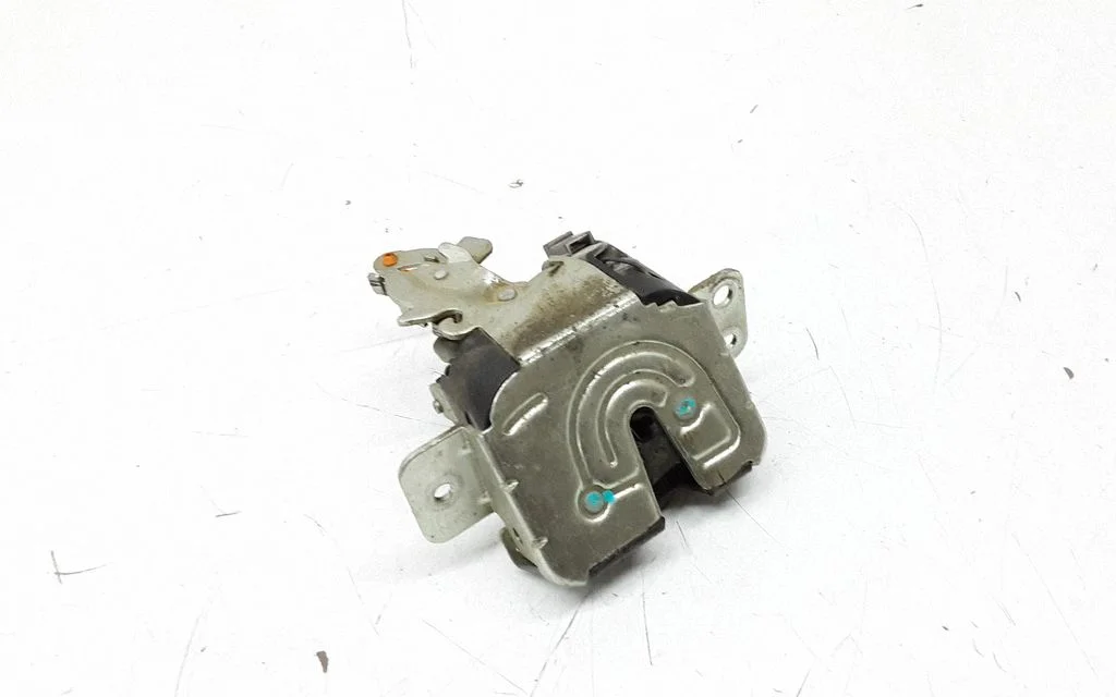 Tailgate/trunk/boot lock/catch/latch – Mitsubishi Colt CZ3 (2006-2009)