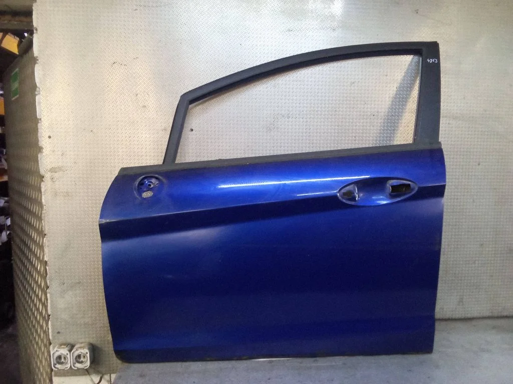 Esiuks – Ford Fiesta ST (2013-2017)