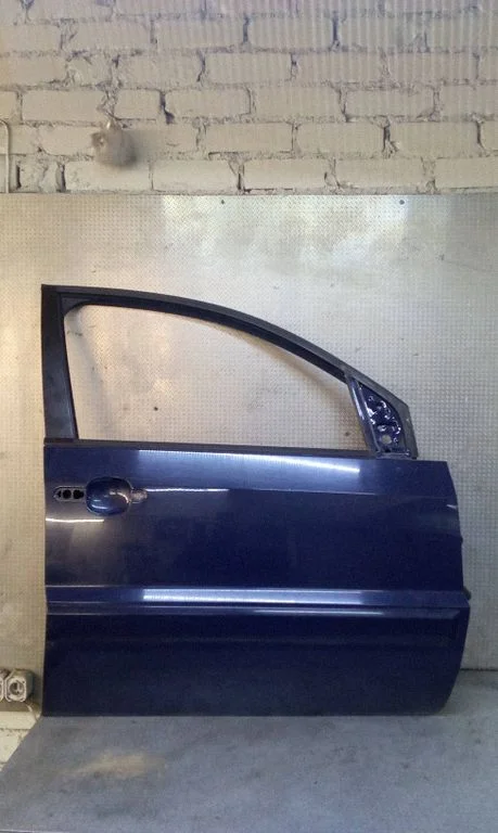 Front door – Ford Fusion (2006-2012)