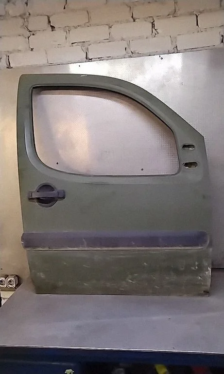 Esiuks – Fiat Doblo (2000-2009)