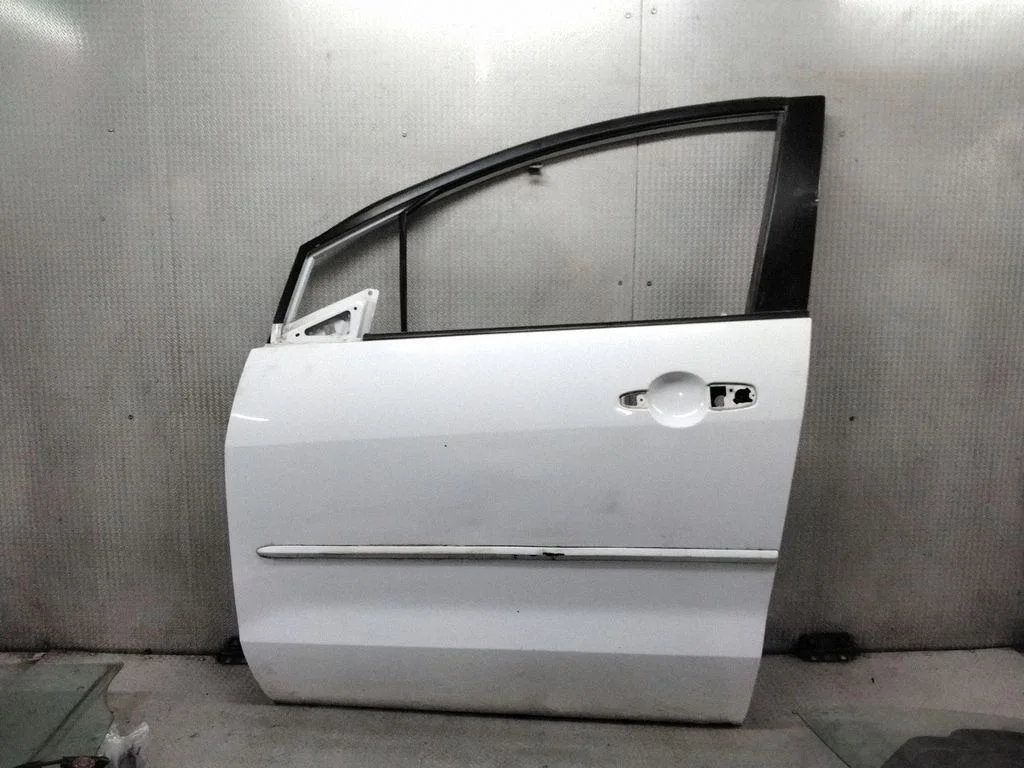 Priekšējās durvis – Mazda 5 (2005-2010)