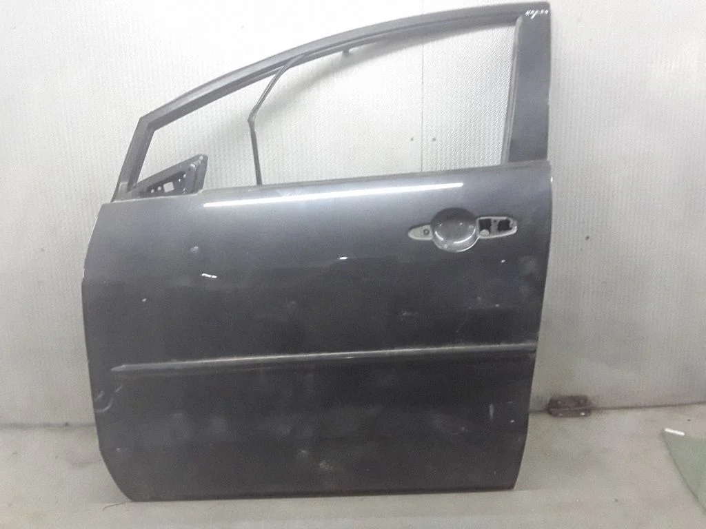 Priekšējās durvis – Mazda 5 (2005-2010)