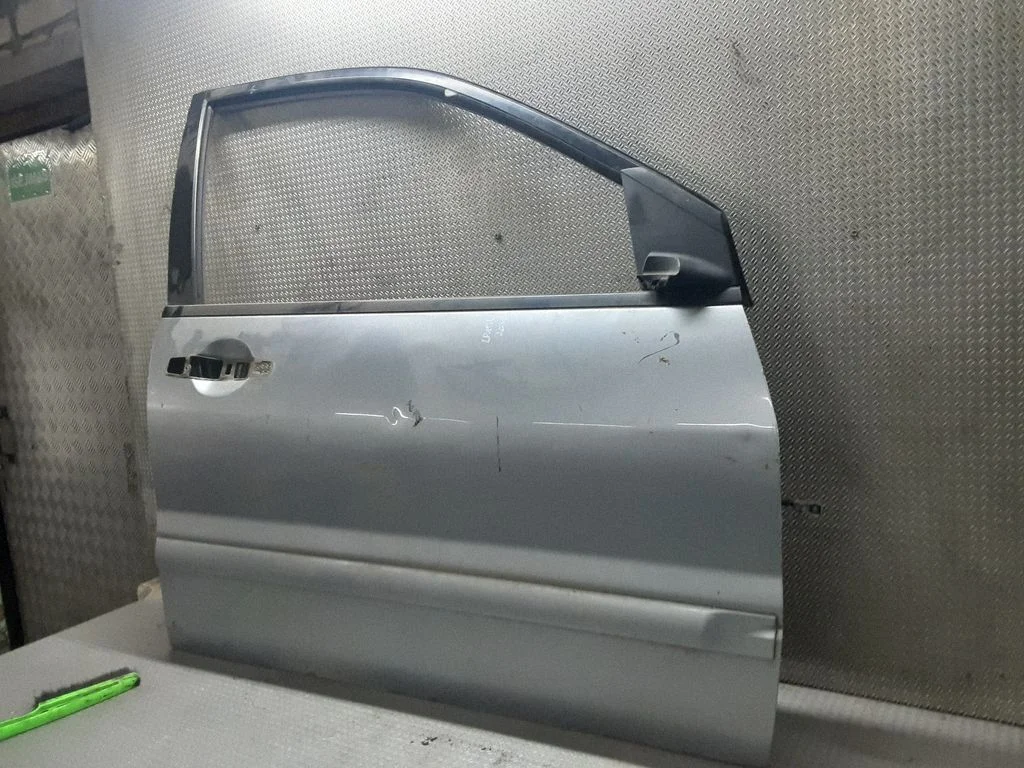 Esiuks – Mitsubishi Lancer (2003-2007)