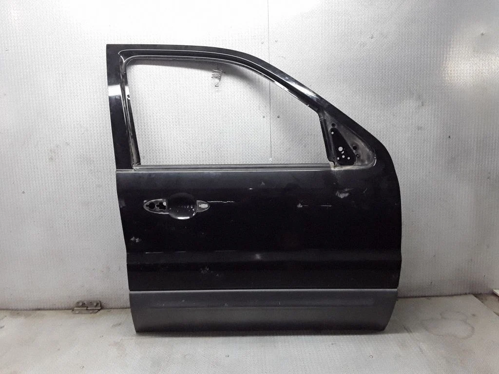 Front door – Ford Maverick (2001-2007), right