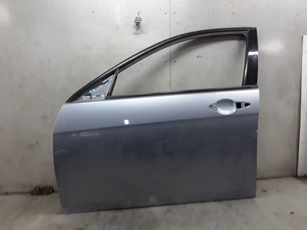 Front door – Honda Accord (2003-2007)