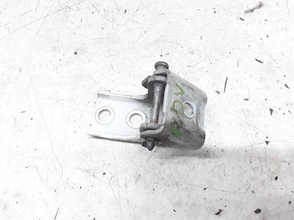 Front door upper hinge – Peugeot Expert (2007-2016)