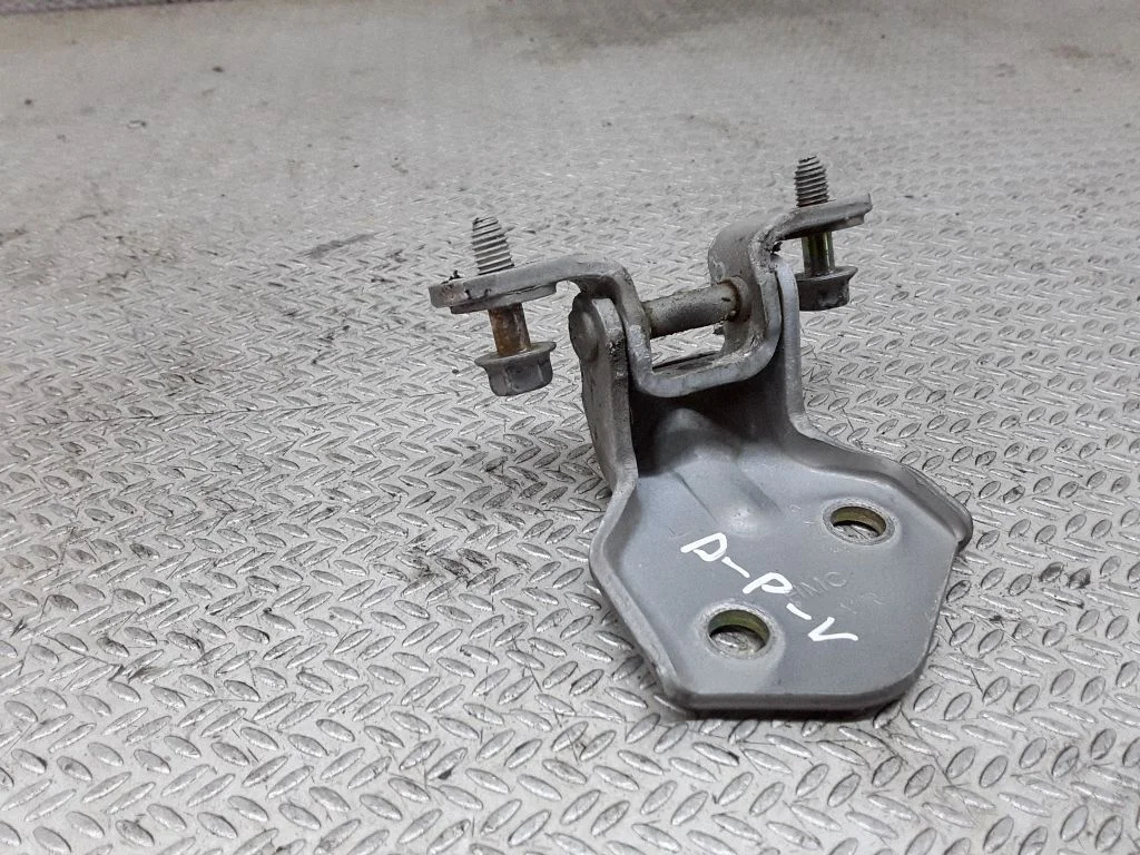 Priekšējā augšējā eņģe – Hyundai Atos Prime (1999-2016), labā