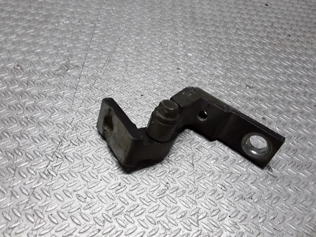 Esiukse ülemine hing – Seat Toledo III (5P) (2004-2009)
