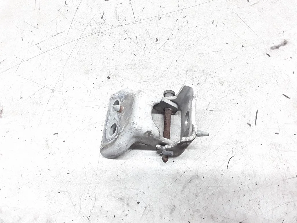 Front door lower hinge – Peugeot Expert (2007-2016)