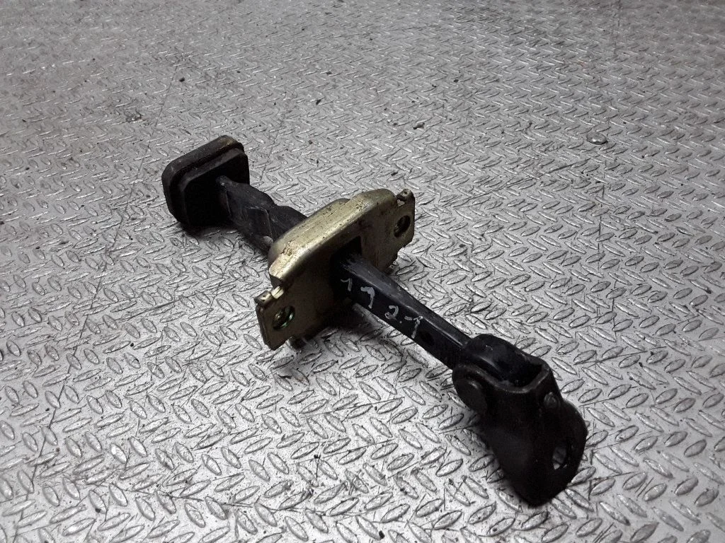 Front door check strap stopper – Honda Jazz (2002-2008)