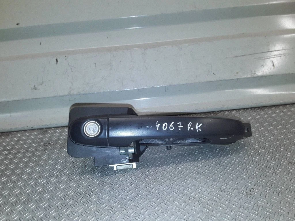 Front door exterior handle – Hyundai i30 (2007-2012)