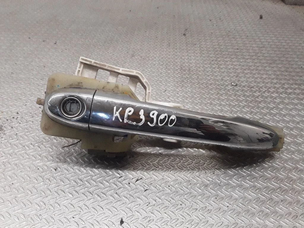 Front door exterior handle – KIA Carens II (2007-2012)