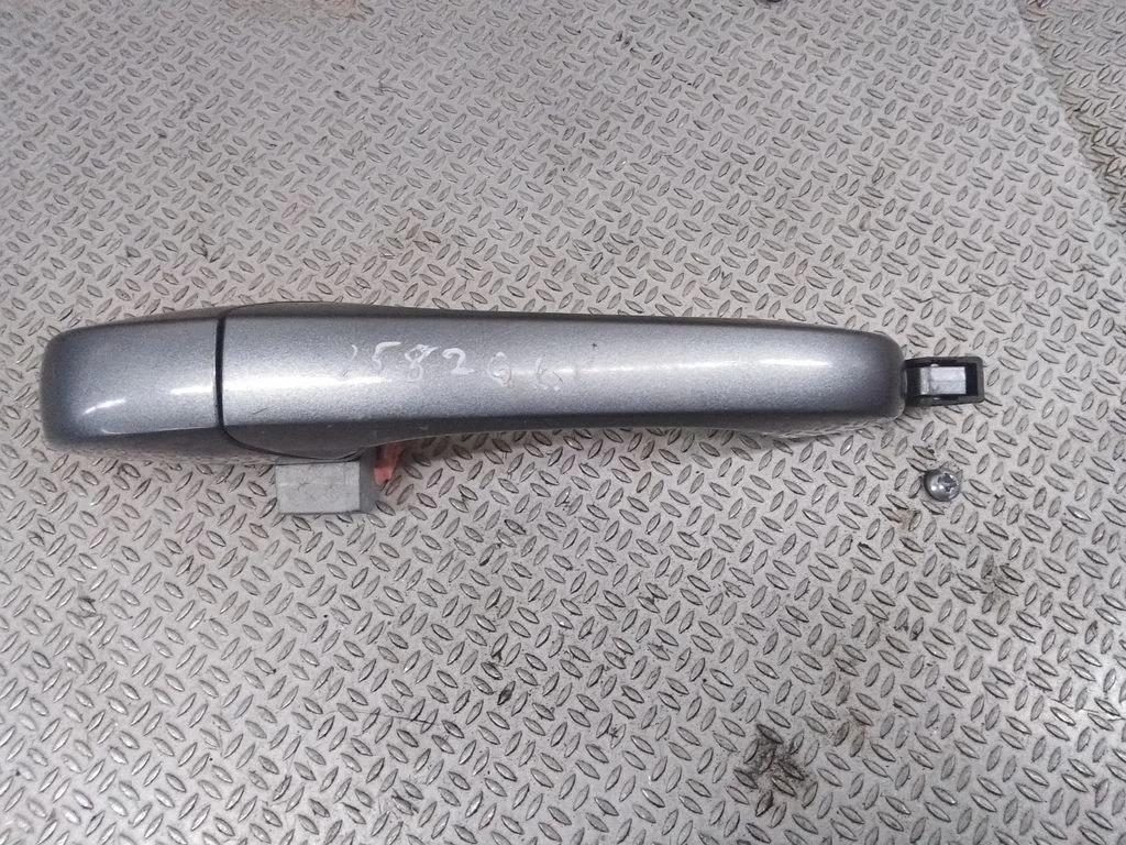 Front door exterior handle – Chrysler Sebring (ST-22 - JR) (2000-2007)