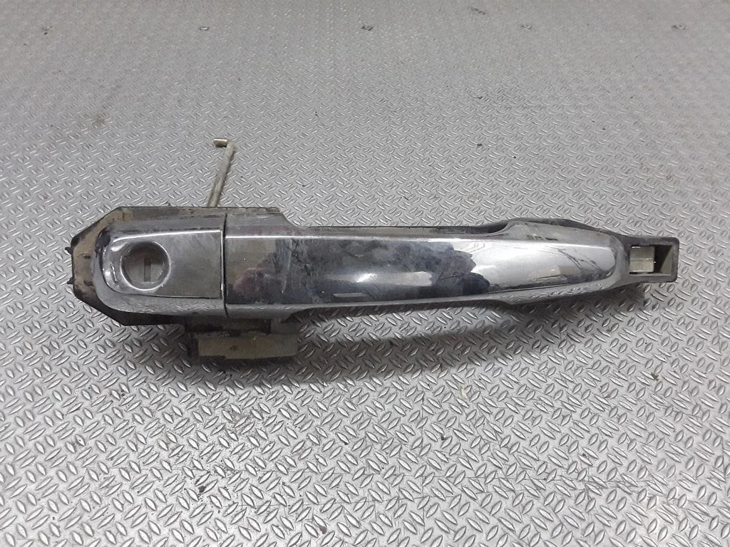 Front door exterior handle – Mitsubishi L200 (2006-2014)