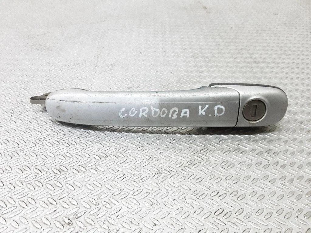 Front door exterior handle – Seat Cordoba (6K) (1999-2002)