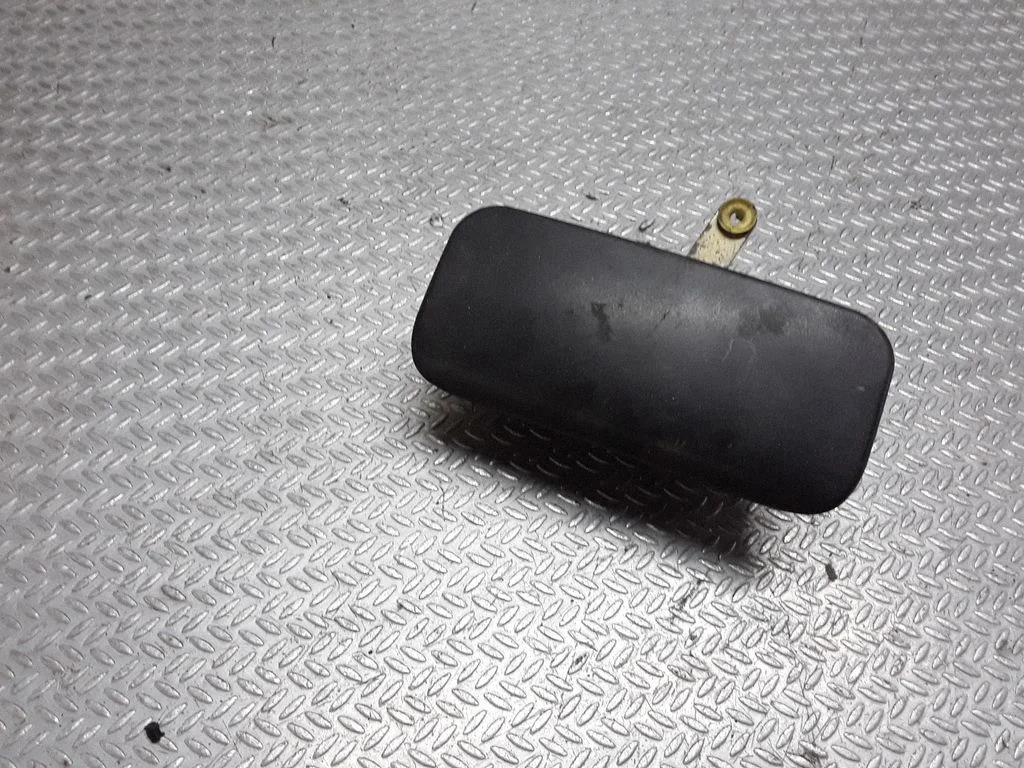 Ārējais atvēršanas rokturis YC15V22401