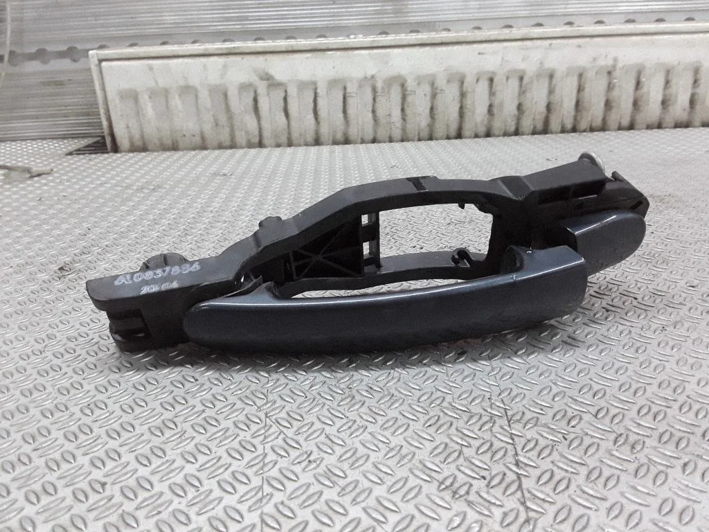 Front door exterior handle – Seat Ibiza III (6L) (2002-2008)