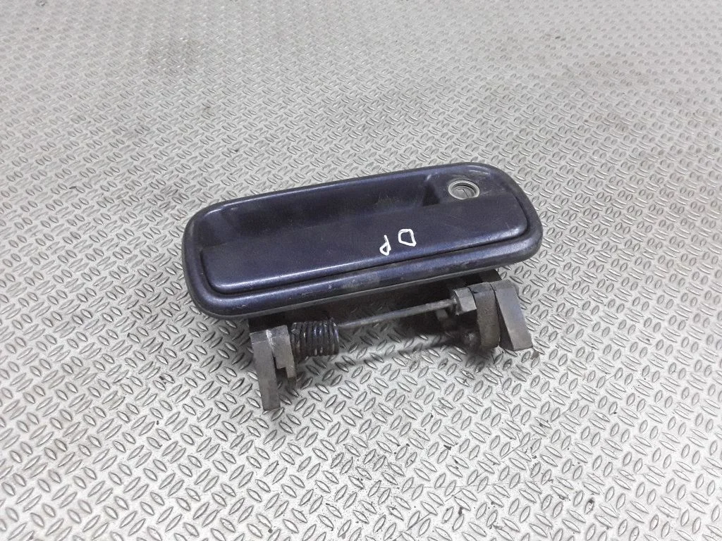 Front door exterior handle – Toyota Hilux (N80, N90, N100, N110) (1988-1997)