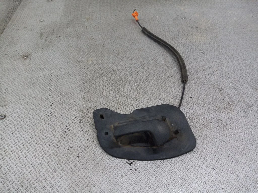 Front door interior handle 13104263G