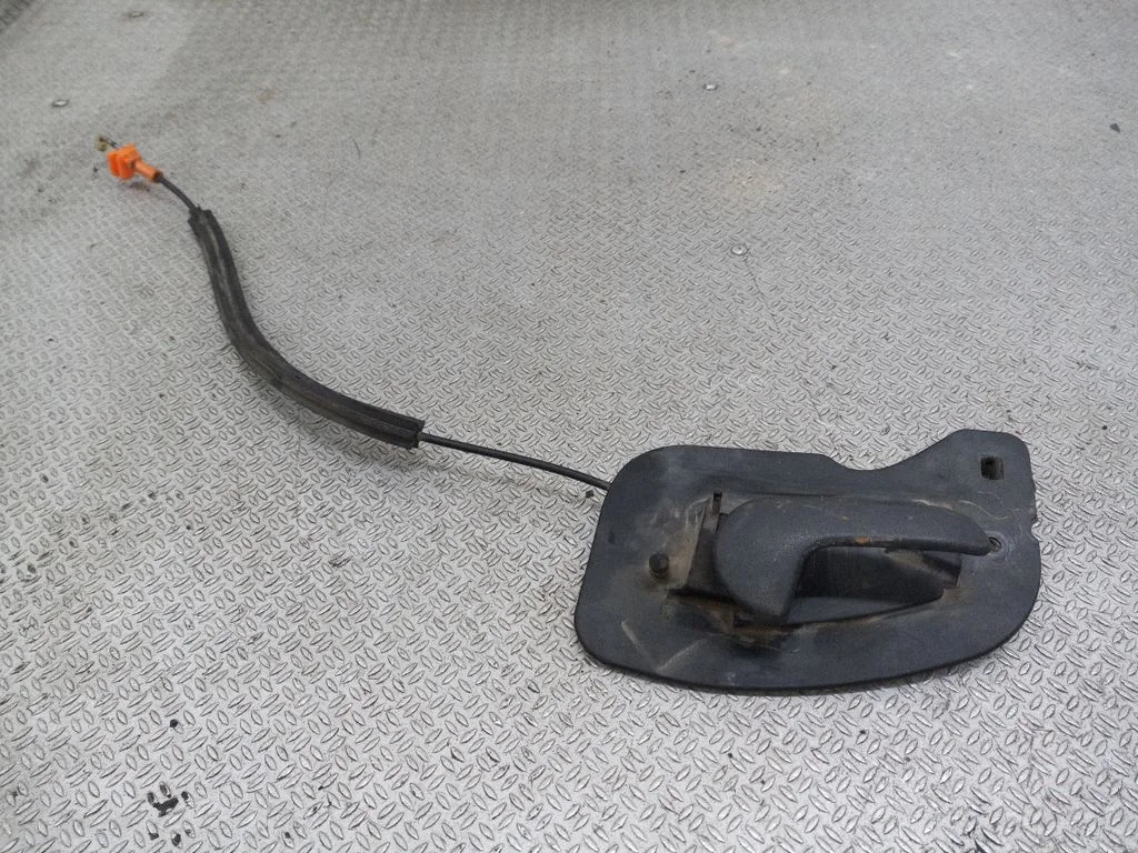 Front door interior handle 13104264G