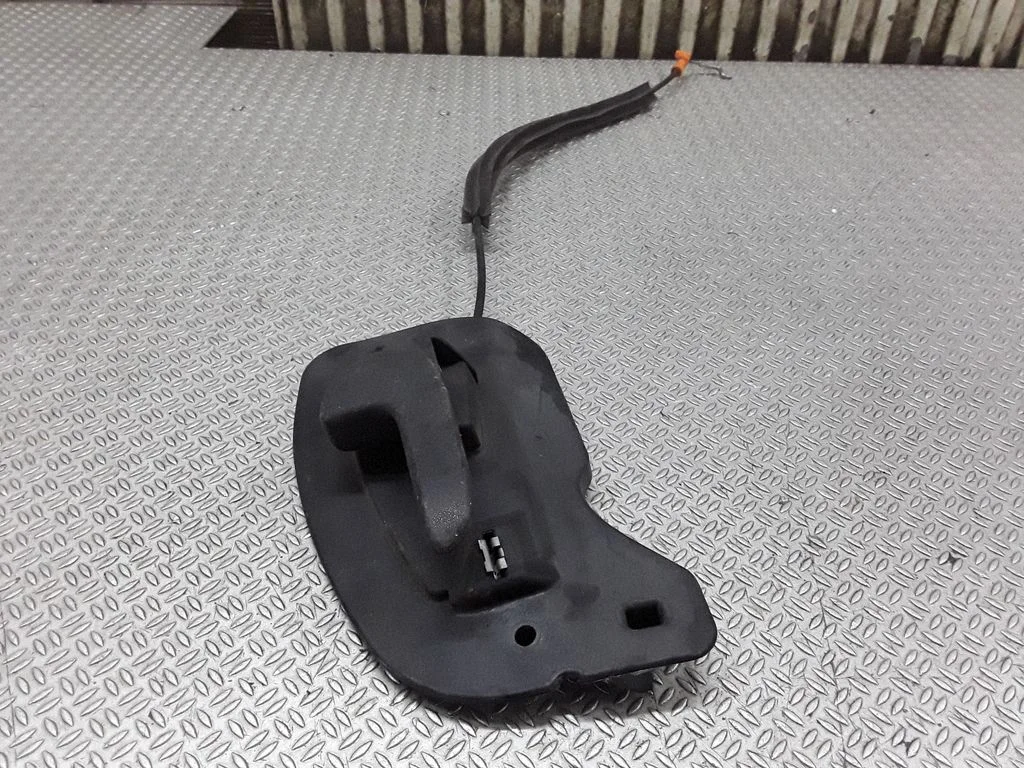 Front door interior handle 13104264G