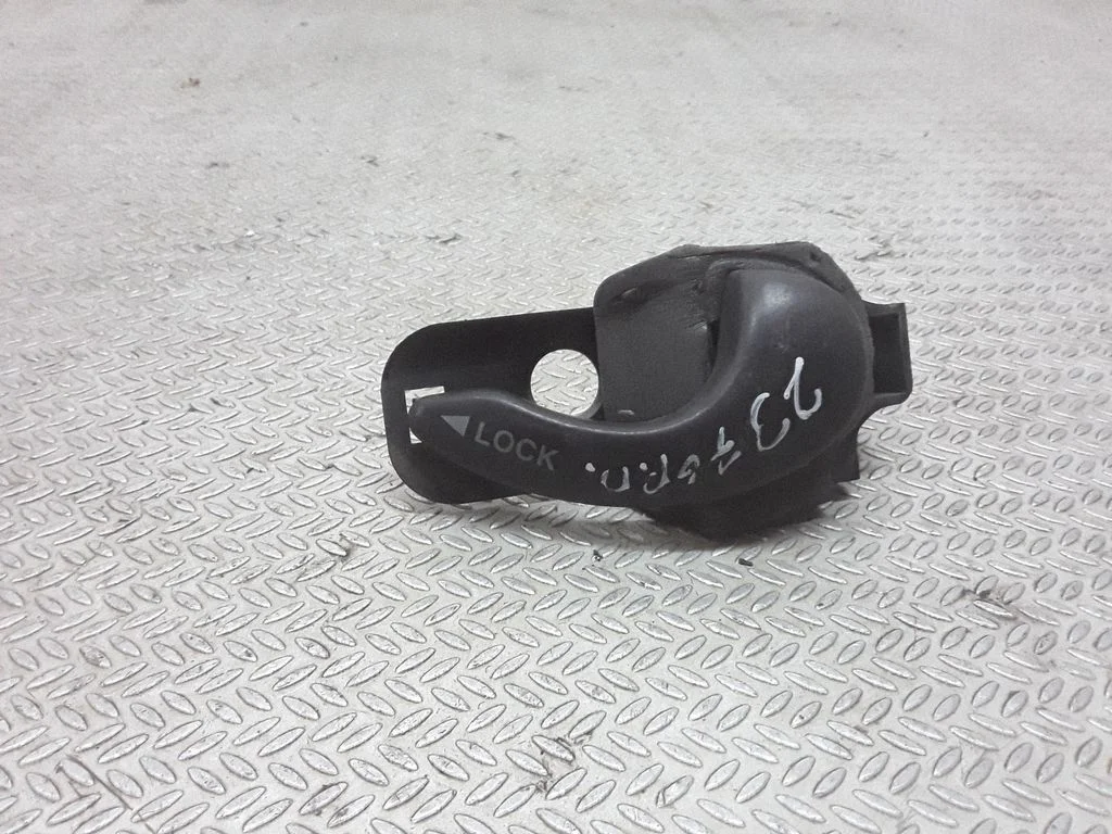 Front door interior handle – Fiat Doblo (2000-2009)