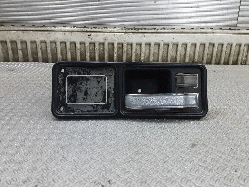 Klamka wewnętrzna drzwi przednich – Jeep Grand Cherokee (1993-1998)