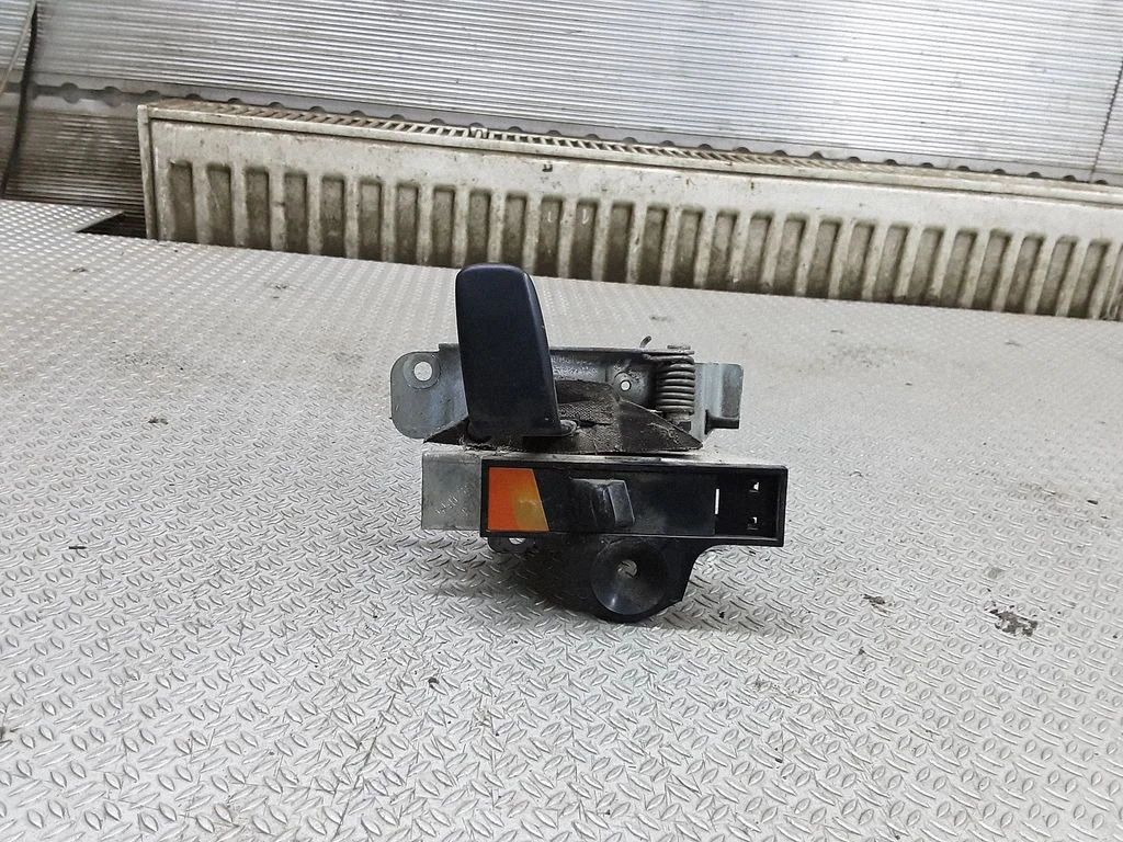 Front door interior handle – Jeep Grand Cherokee (1993-1998)